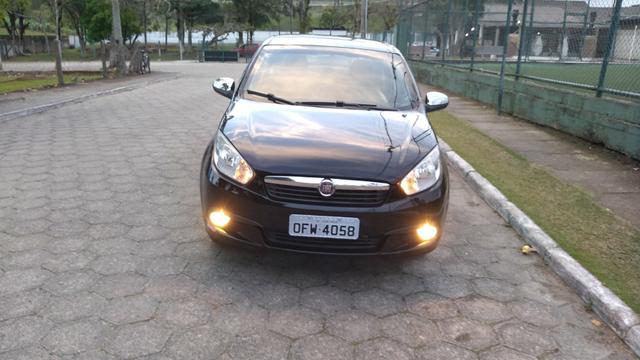 Grand Siena Attractive 1.4 2013 completo - Foto 10