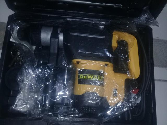 Martelete gsh 5 profissional dewalt - Foto 2