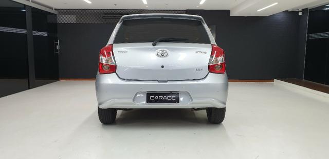 Toyota Etios HB X 2017/2018 - Foto 7