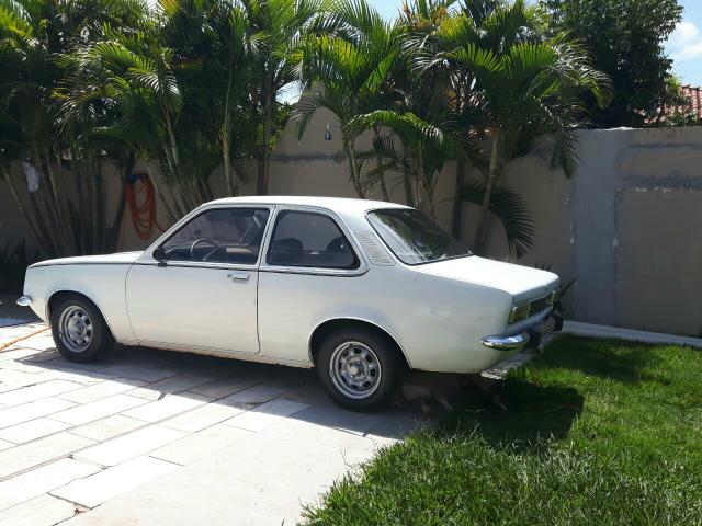 Chevette 79 sl monocromático parcelo cartão