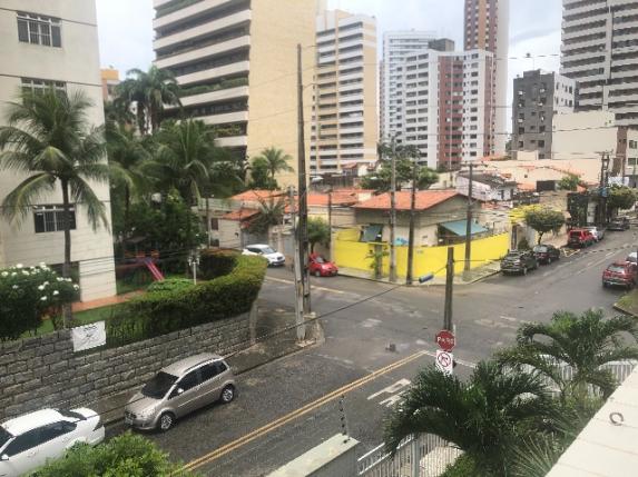 Amplo apt com três suítes , lavabo, 2 vagas - Foto 2