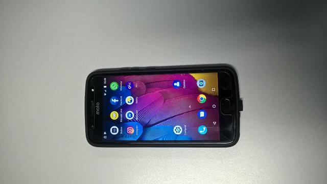 Troco celular por pedaleira