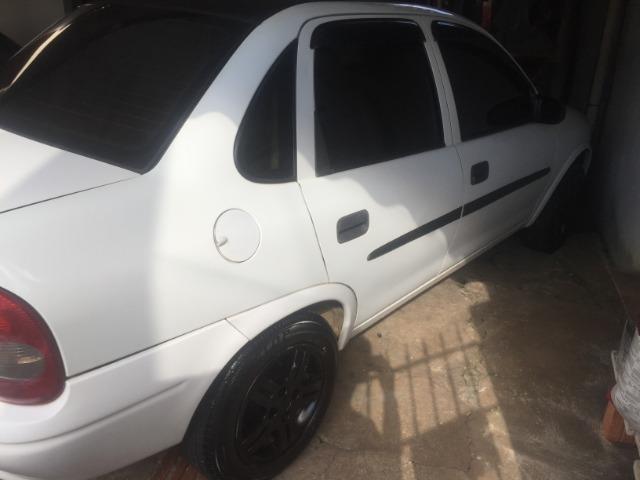 Corsa Wind 1.0 Sedan - Foto 2
