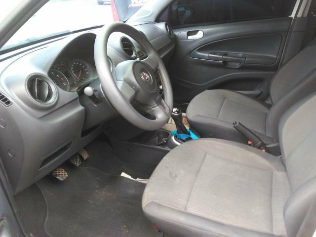Woyagem 1.0 ar condicionado , vidro elétrico, travas elétricas carro em bom estado