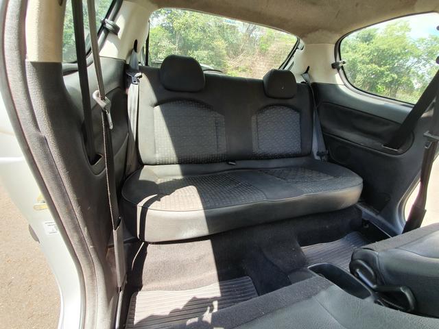 Peugeot 206 2007/08 1.4 com ar condicionado entrada a partir de 990 reais - Foto 8