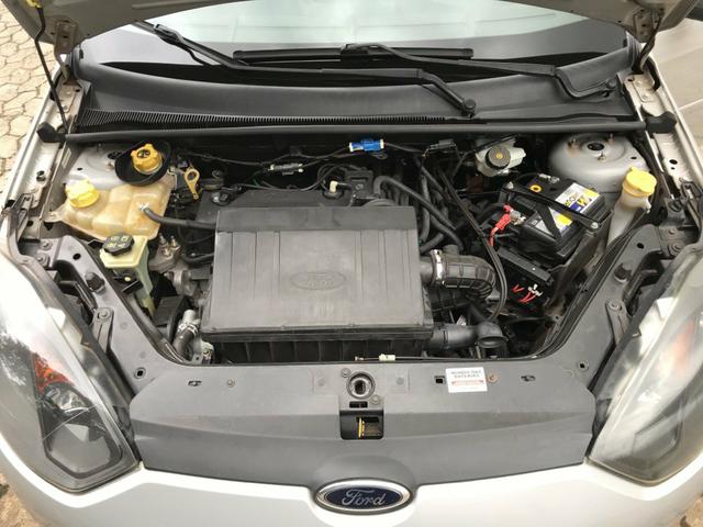 Fiesta Sedan 1.6 2011, divido no cartão, leia o anúncio com atenção - Foto 11