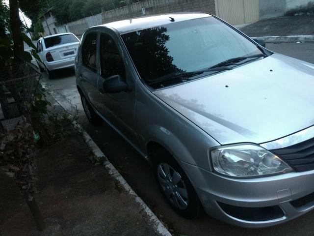 Renalt Logan 1.0 ano 2012 R$15.500 - Foto 2