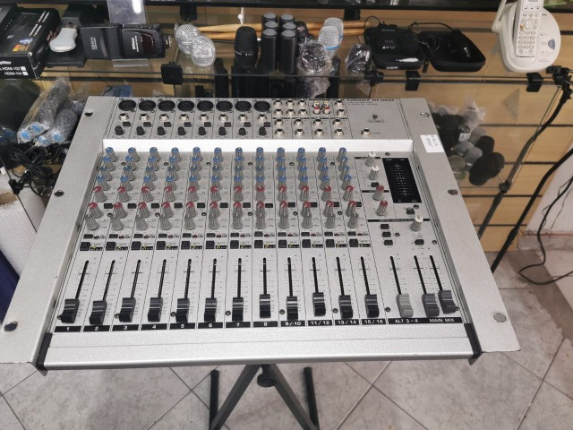 Mesa De Som Behringer Eurorack Mx 2004a Funcionando 100% - Foto 4