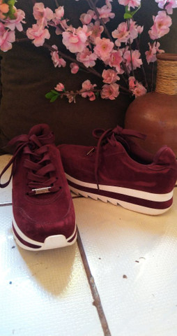 tenis vizzano tratorado vinho