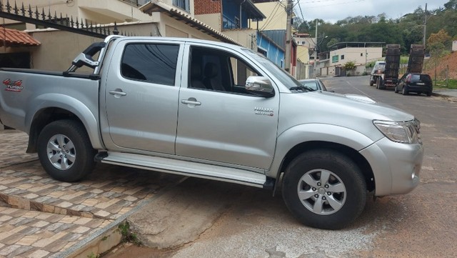 HILUX SRV DIESEL AUTOMÁTICA 2013 TOP DE LINHA
