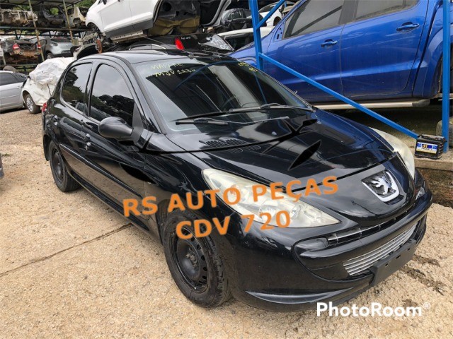 Peugeot 207 1.4 2012 Flex com 180.000km vendido em peças - Foto 2