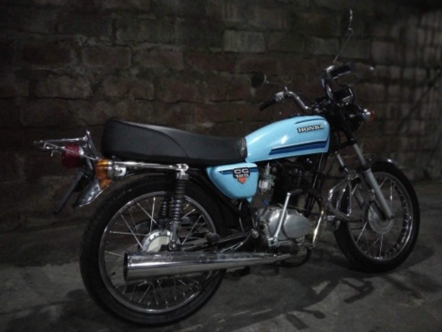 HONDA CG 125 BOLINHA ANO 81