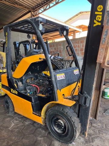 Empilhadeira Yale 50VX 2015 4m deslocador 