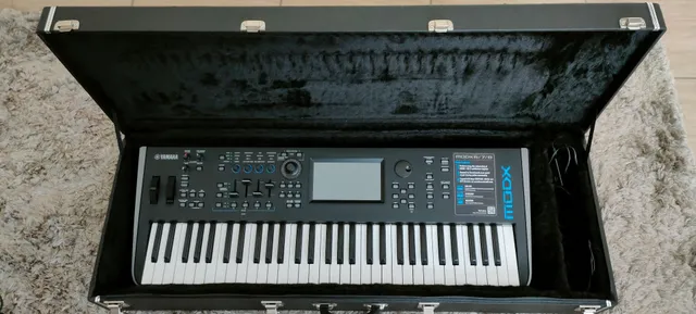 Teclado Yamaha Modx 6+ Sintetizador