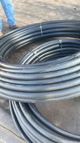 Mangueira Preta de Irrigação Polietileno 2" Pol 50mts Borracha Lisa