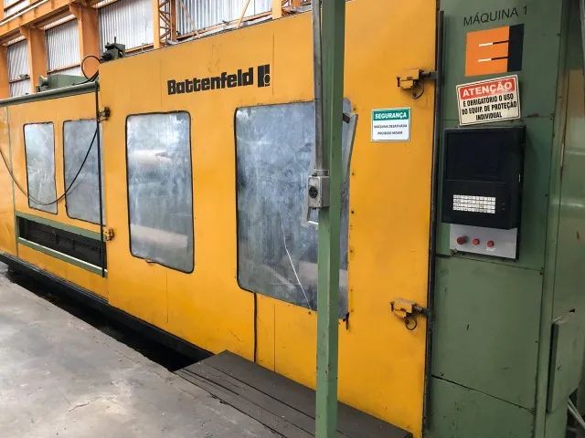 Injetora de Plástico Battenfeld BA 25000 - Foto 2