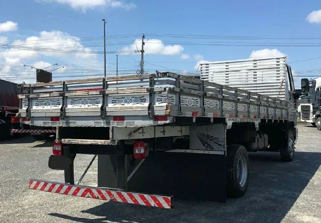 Ford Cargo 712 Carroceria  - Foto 3