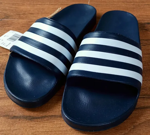 Slide adidas