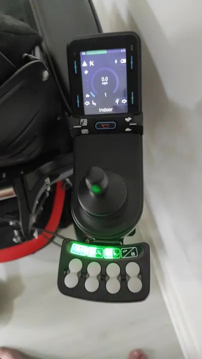 Cadeira de Rodas Motorizada Permobil M Corpus VS (Fica em Pé) - Foto 6