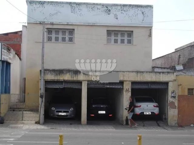 Casa Comercial à Venda com 5 dormitórios, 386,17m² no Montes