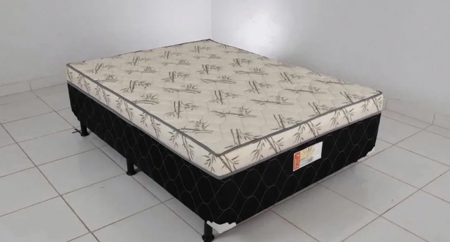 Cama box com molas (novo)brinde