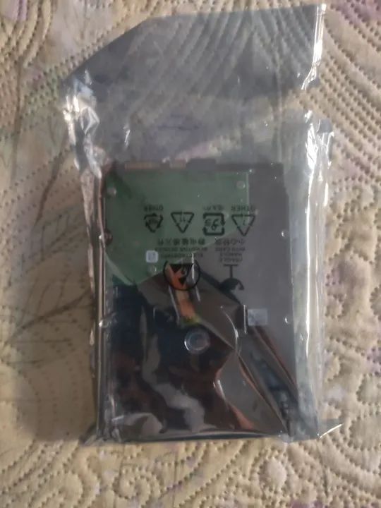 HD Seagate SkyHawk 4TB SATA - Foto 2