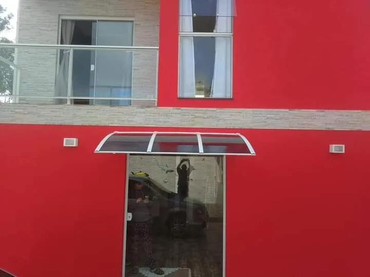 TOLDO EM POLICARBONATO