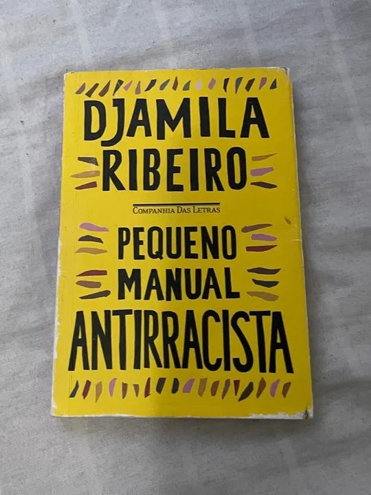 Livro: PEQUENO MANUAL ANTIRRACISTA DJAMILA RIBEIRO