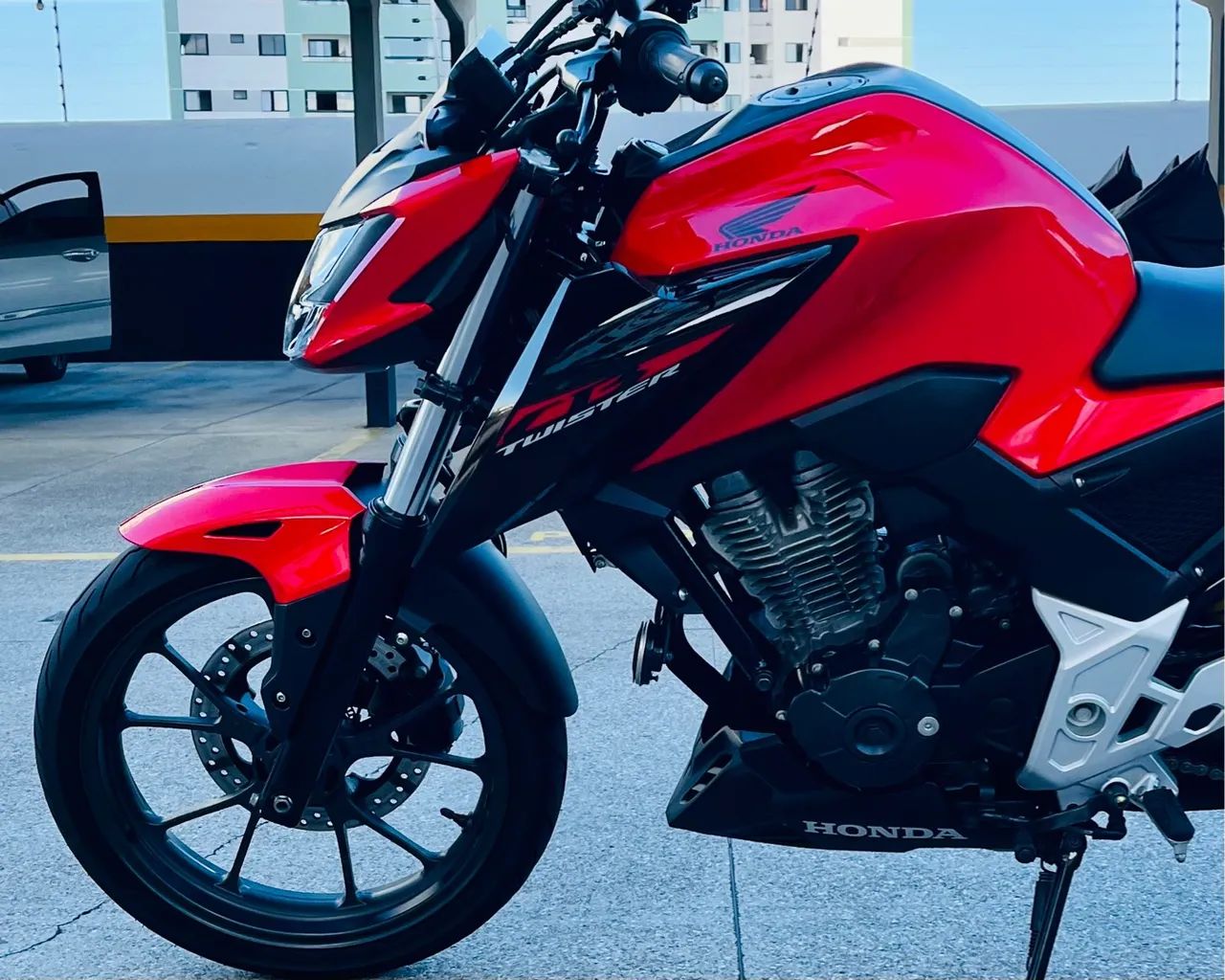 HONDA CB 300F TWISTER ABS - Emplacada 2025 - Foto 7