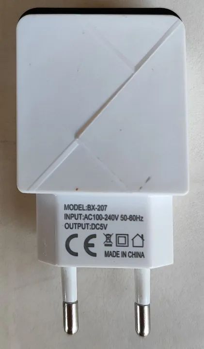 Carregador Duplo de Parede para Celular - Foto 2