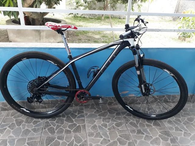 Mtb best sale cube carbono