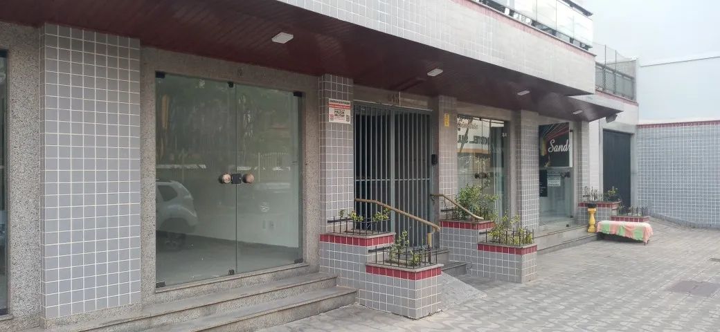 PC188 - Excelente loja na área turística da cidade