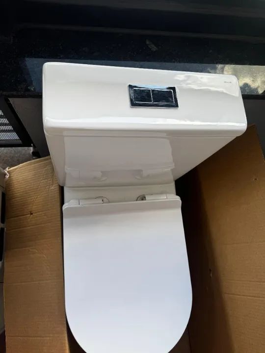 Kit Vaso Sanitário c/ Caixa acoplada e Assento Soft Close - Docol Lift - Usado por 2 meses - Foto 2