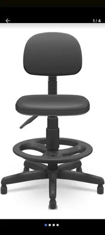 Cadeira giratória  alta Tipo caixa 