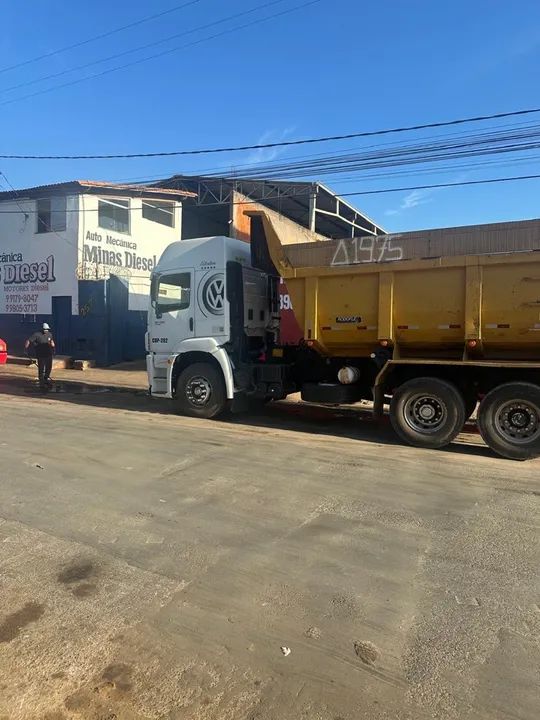 Caminhão Caçamba  - Foto 2