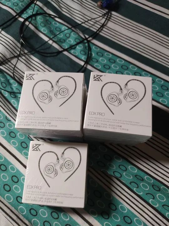 PROMOÇÃO SHOPEE - KZ EDXPRO VERDE CLARO SEM MICROFONE 