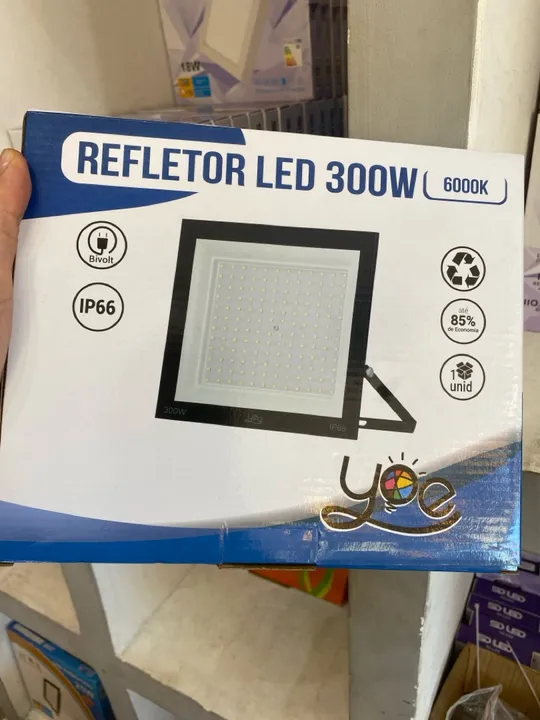 Refletor 300w Yoe na promoção