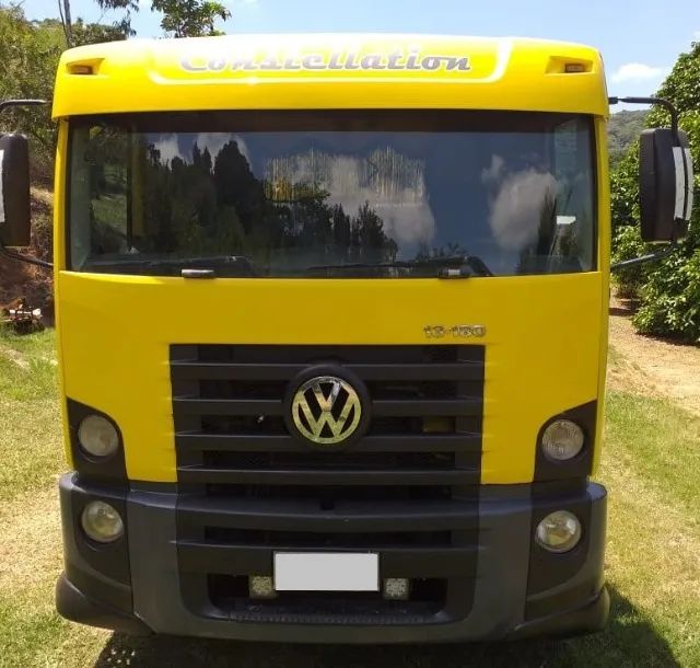 Caminhão Volkswagen 13-180