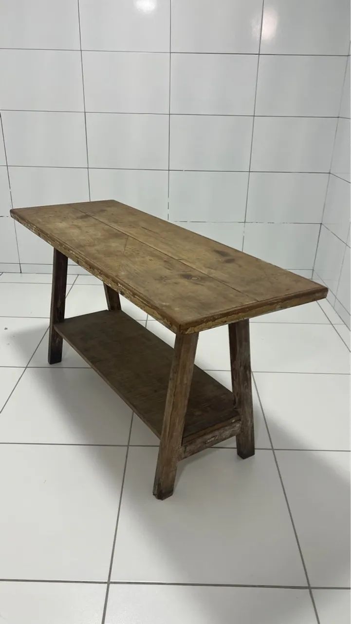 Mesa de Madeira de Demolição - Ideal para Decoração de Ambientes Internos e Externos - Foto 4