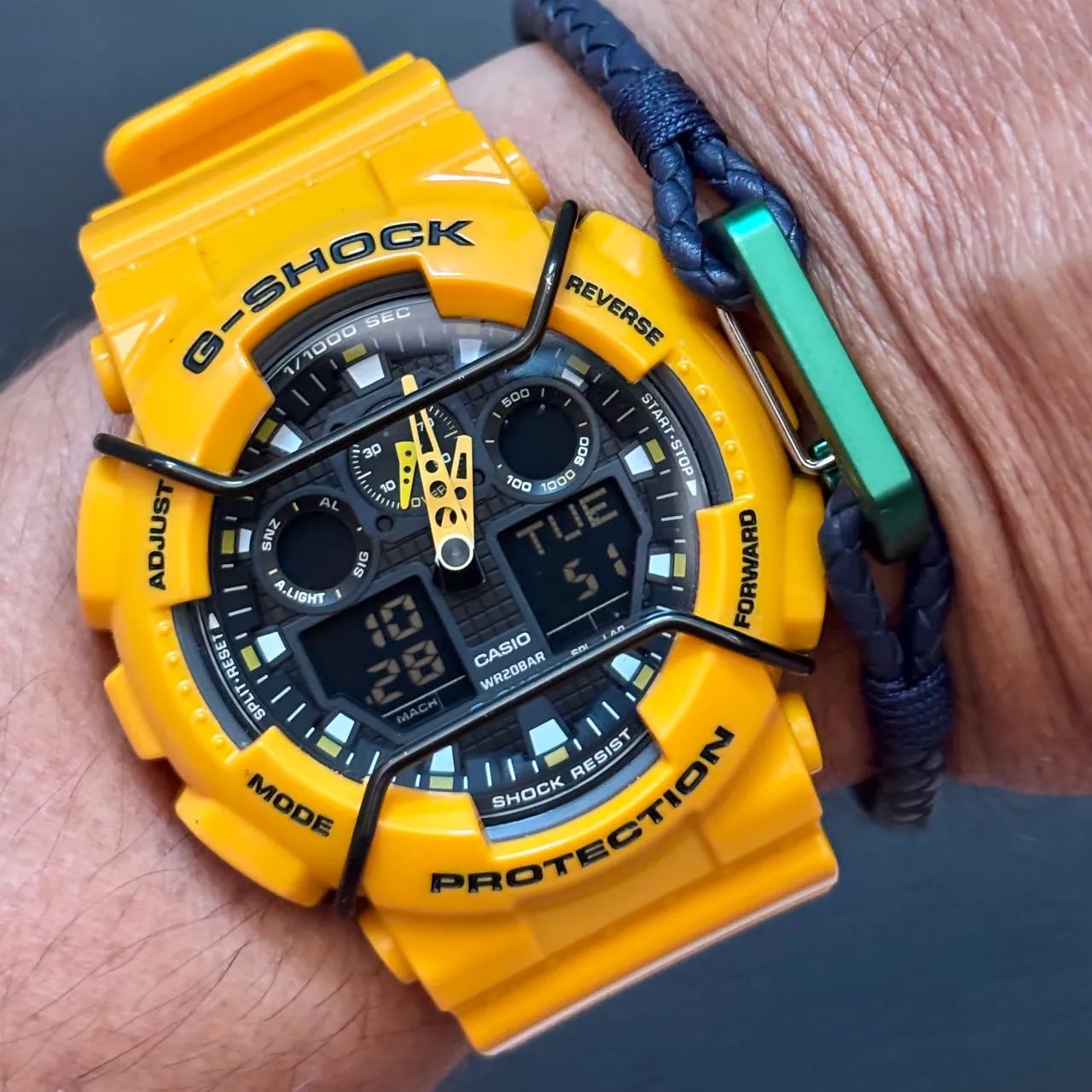 G-shock GA100 Bumblebee protetor em tela (novo completo