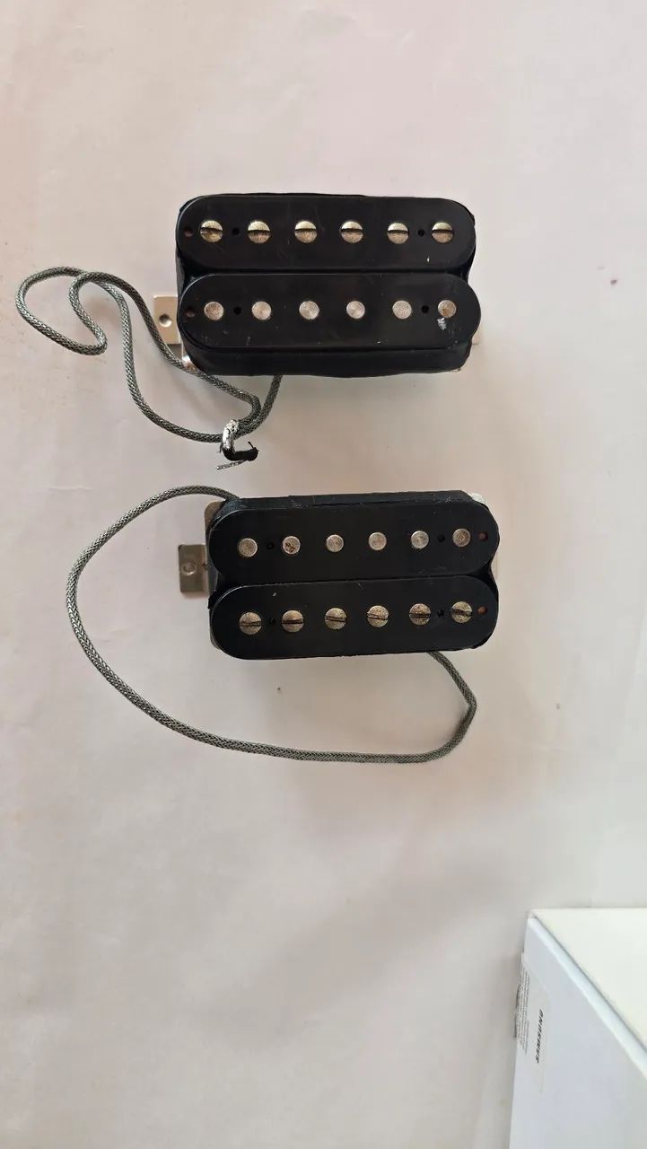 Captadores Gibson de Guitarra Humbucker 496R e 500T