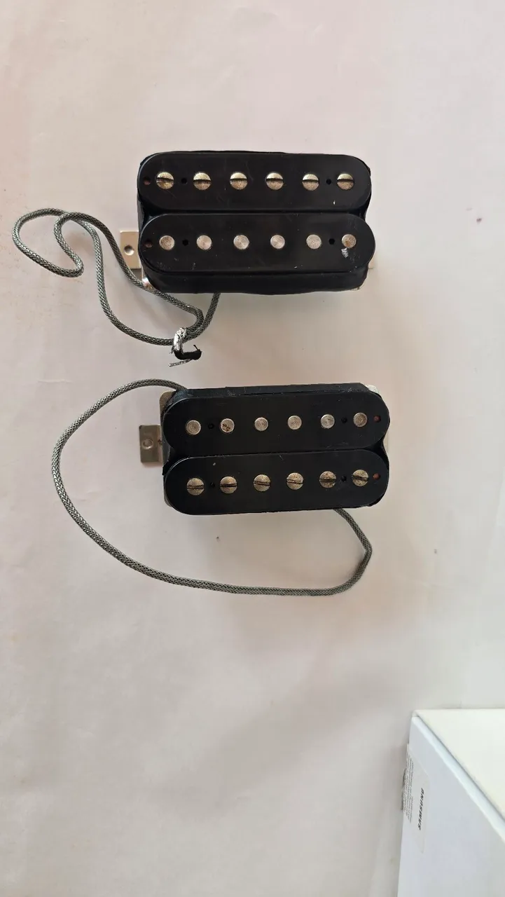 Captadores Gibson de Guitarra Humbucker 496R e 500T