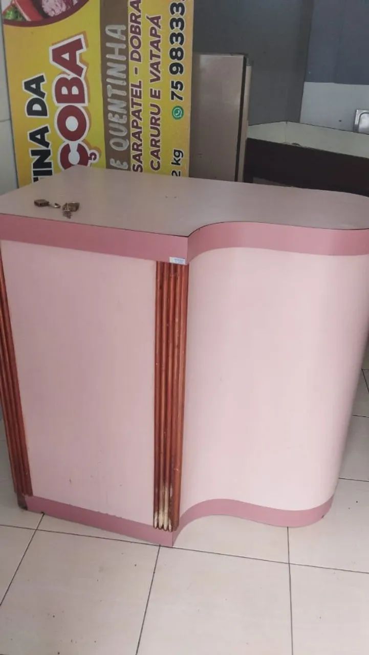 Balcão de madeira  - Foto 2