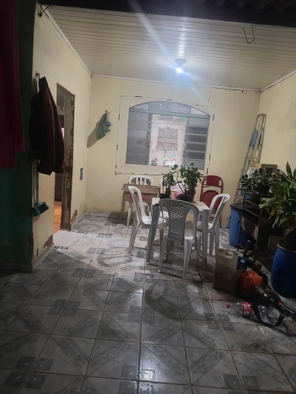 Casa na Queiroz de santo Antônio