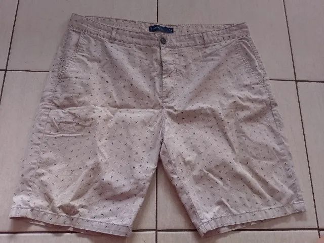 Bermuda masculina tamanho 52 