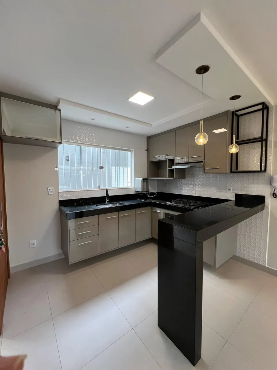 Casa Duplex Moderna à venda - Morada park - 2 quartos - Jacuzzi - móveis planejados