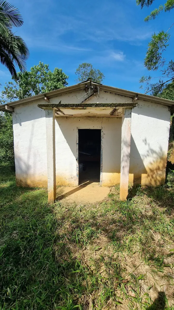 INVISTA NO SEU FUTURO: Terreno Perfeito para Seu Projeto dos Sonhos!