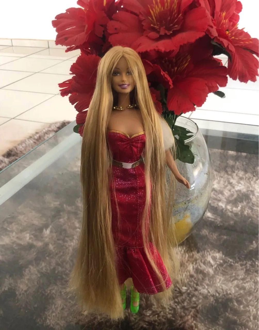 Boneca Barbie Rapunzel noiva  ?
