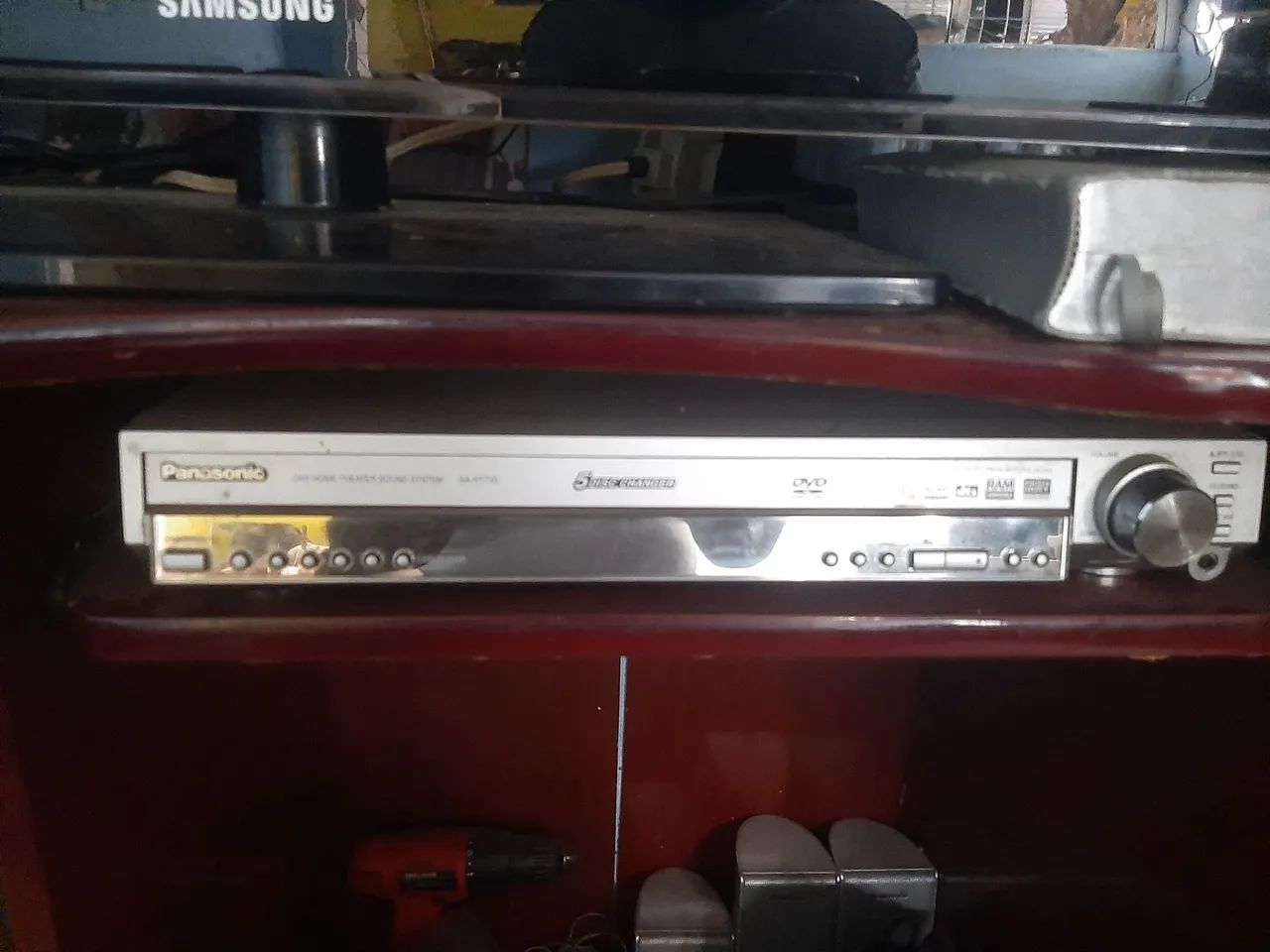 Home 900wats carrocel 5 CD funcionando  raridade  sem controle  - Foto 4