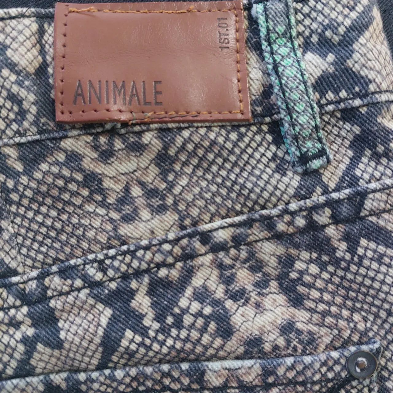 Animale Short Jeans Animal Print Verde - Foto 3